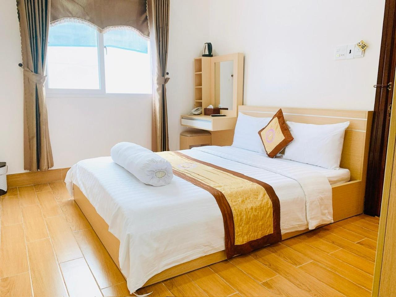 Phuc Hung Hotel Rạch Giá Eksteriør billede